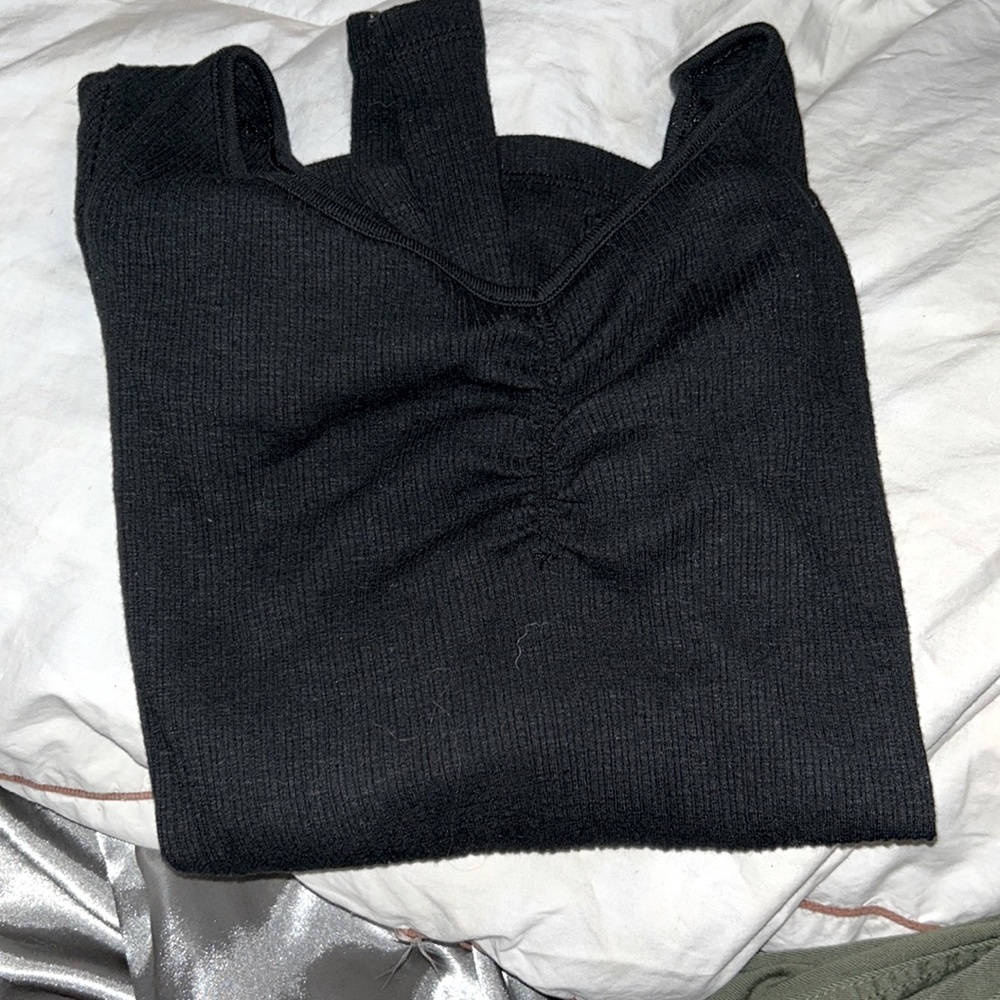 Black long sleeve v neck
